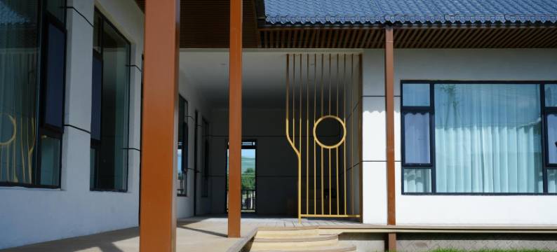 如沐初夏民宿(花海那拉提店)图片