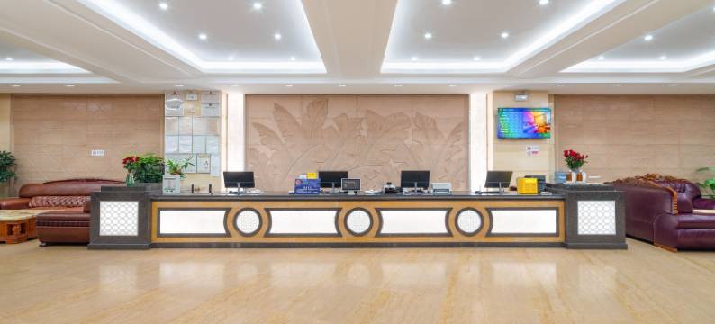 昆明恒亿大酒店(万象城昆明瑞鼎城悦容汇购物公园店)图片