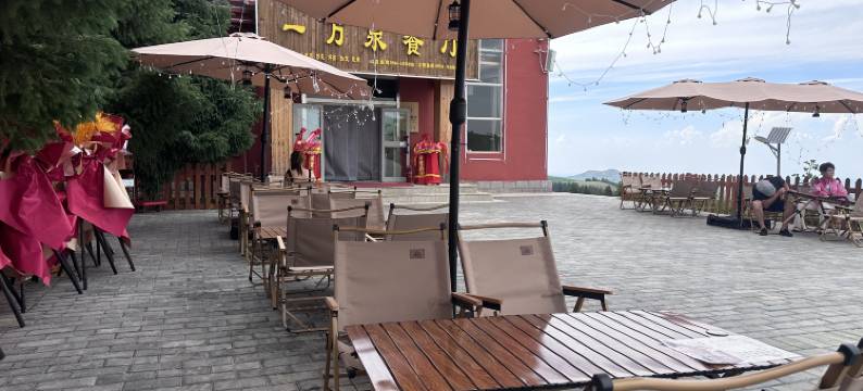 紫芸凤池酒店(一万泉景区店)图片