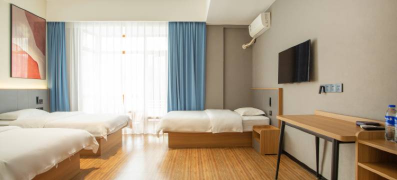 云曼大酒店(科目三考试中心店)图片