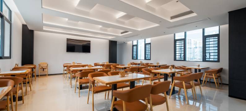 新西里麓岚酒店(玉林奥园广场店)图片