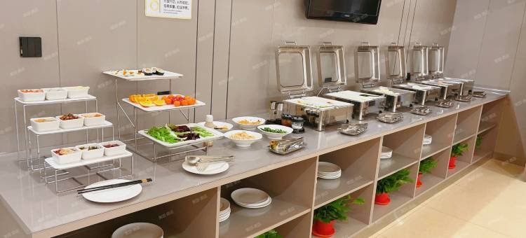 如家旗下UP华驿精选酒店(沈阳沈抚经济示范区店)图片