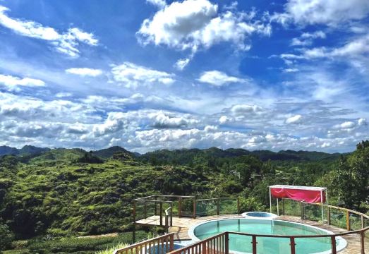 寂村民宿外景图