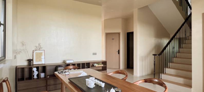 平潭一二小栈民宿(模镜村海滩蓝眼泪观景点店)图片