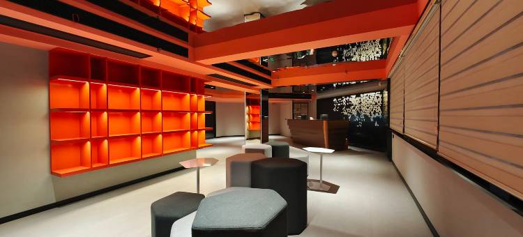 简滋酒店(湘潭万达广场店)图片
