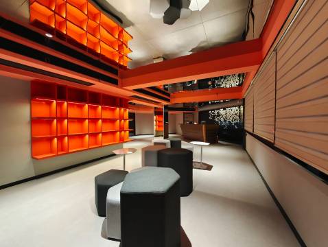 简滋酒店(湘潭万达广场店)