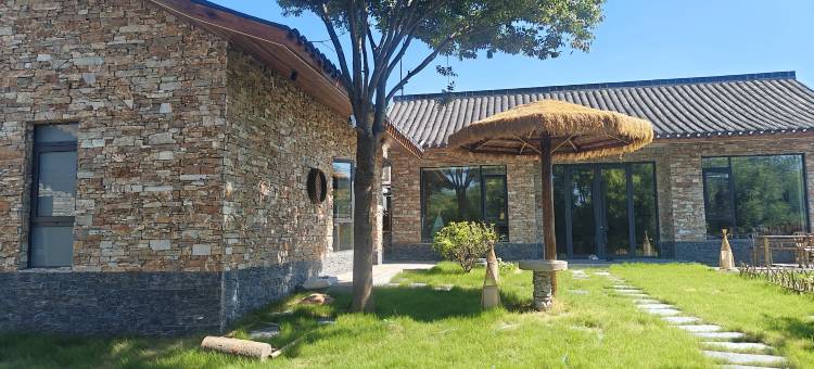 老子山归山居民宿图片