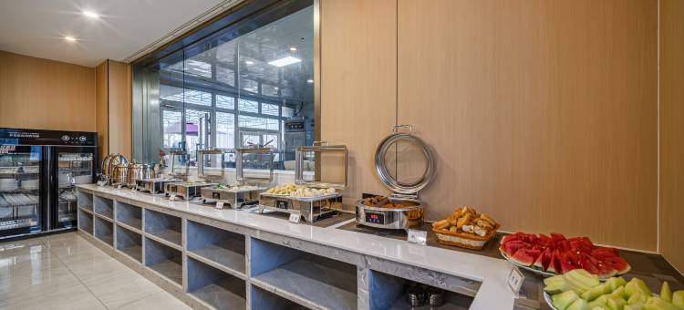 艺龙万国酒店(喀什古城万达店)图片