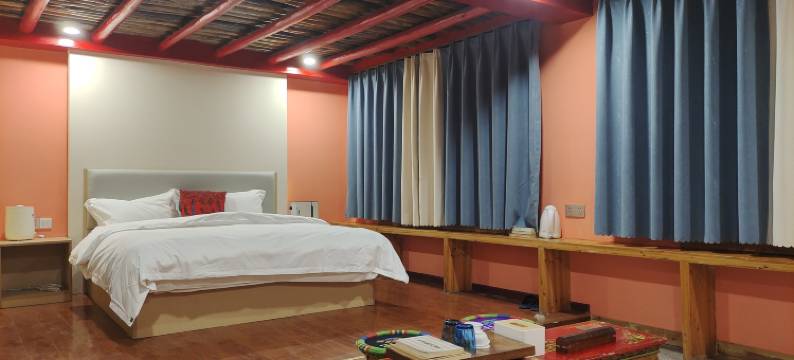 若初见青年酒店图片