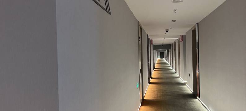 云缦未来酒店(芜湖高铁站安徽工程大学店)图片