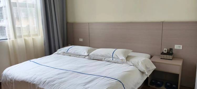 小鸿运宾馆(靖州客运站店)图片