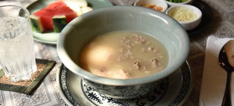 Bhirom在班通加亚(Bhirom at Baan Thongjaya)图片