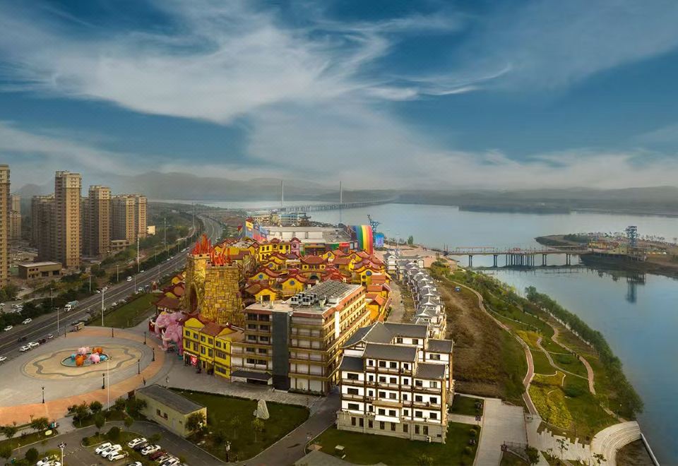 Maison New Century Hotel Overview