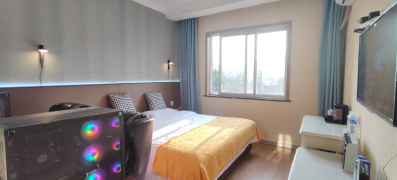 柏舟电竞酒店(彭州高铁站天府中路店)图片