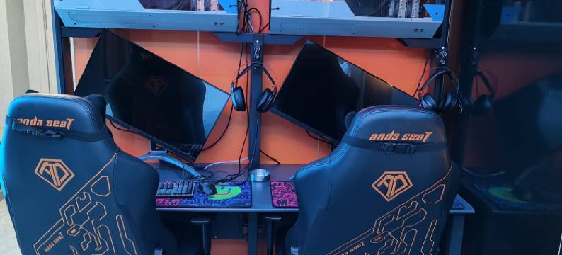 长春昌盛电竞酒店图片