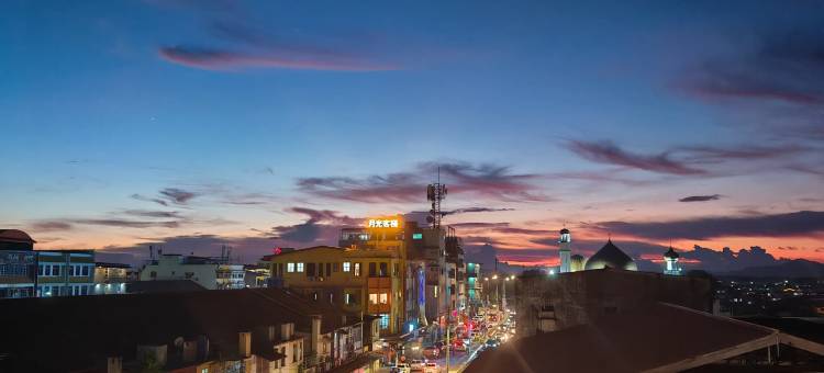 上城酒店(Uptown Hotel)图片