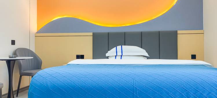 潮漫时光美宿(汕头澄海中骏世界城店)图片