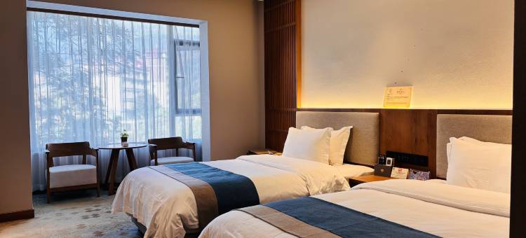 普格温泉酒店图片