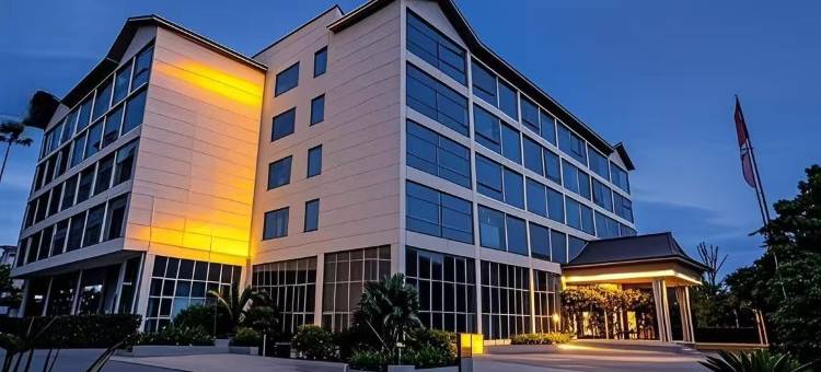 安顺·华博度假酒店(苗岭烤全羊柴火鸡店)图片