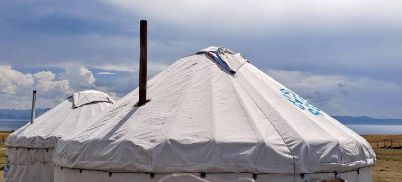 赛里木湖蓝天民宿图片