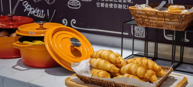 康铂酒店(昆明高新西城时代店)图片