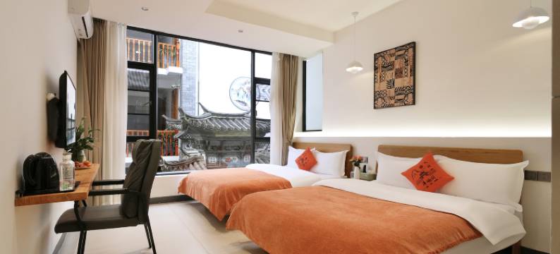 洱屿间·洱海悠居·轻奢庭院美宿(大理古城洱海门店)图片