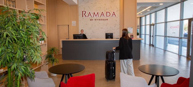 格塔菲温德姆华美达酒店(Ramada by Wyndham Getafe)图片