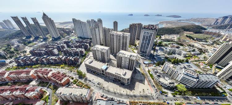 大连易贸中心酒店(高新万达广场七贤岭森林公园店)图片