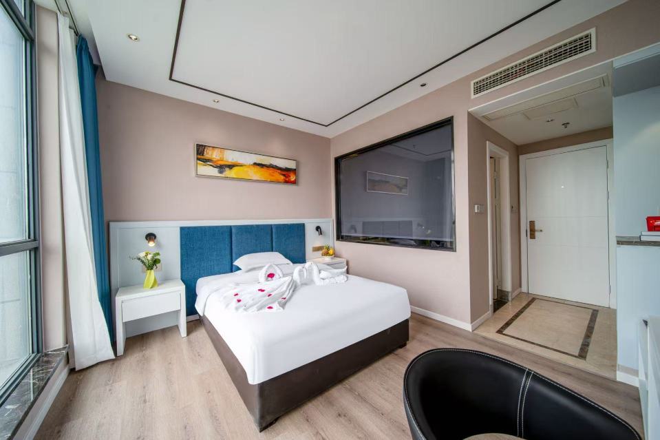 Bosai Hotel Shanghai Hongqiao Airport National Convention and Exhibition CenterOver view