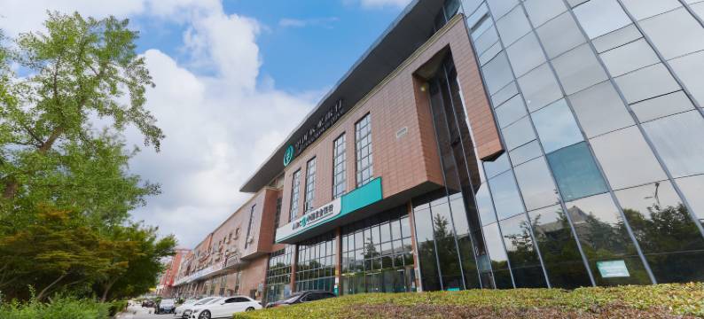 如仙商务酒店(南京仙林大学城学则路地铁站店)图片