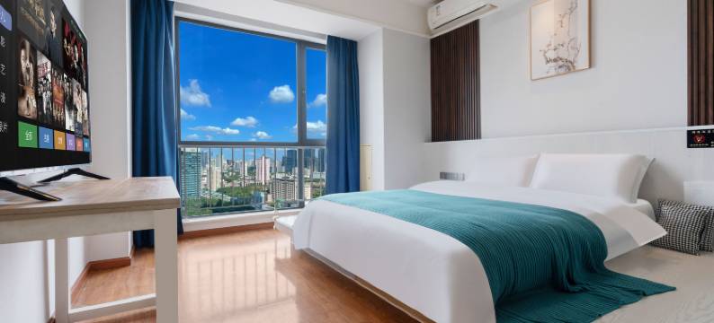 云上端酒店(遂宁万达广场职业技术学院店)图片