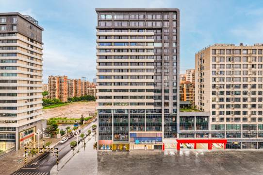 汉庭酒店(南昌朝阳西湖万达店)