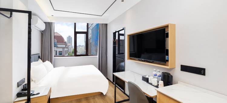 贝壳酒店(青岛火车站栈桥店)图片