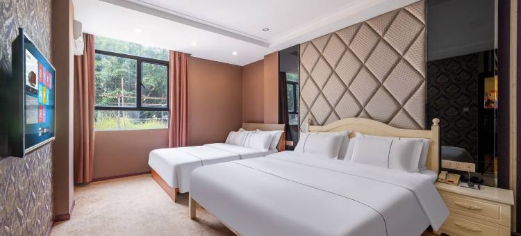 银狐电竞酒店(惠州学院天虹商场店)图片