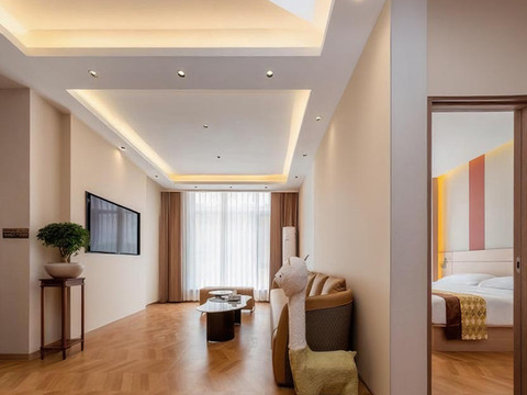 乌兰韵酒店(赤峰克什克腾旗乌兰布统草原景区店)