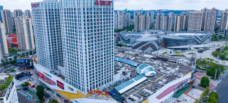 云上端酒店(遂宁万达广场职业技术学院店)图片