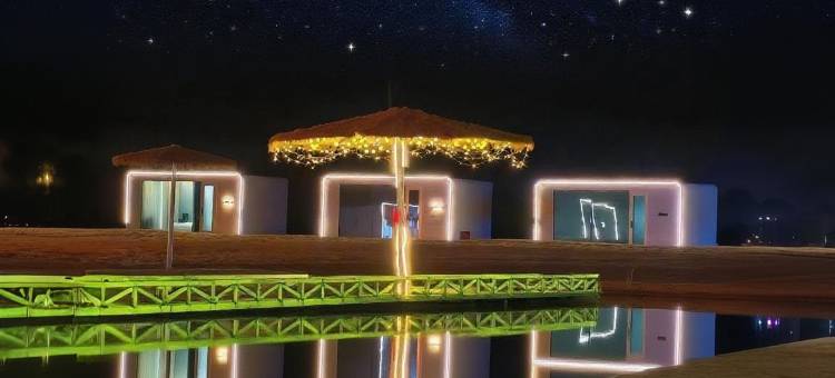 沙漠星辰露营基地图片