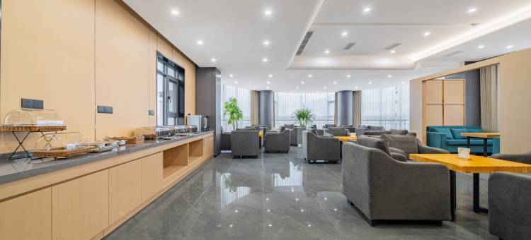 曦尔莱酒店(雅安天全318国道店)图片