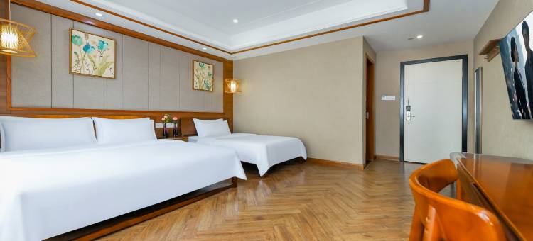 波罗的海酒店(重庆解放碑步行街洪崖洞店)图片