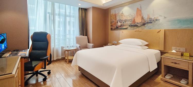 竞放电竞酒店(平湖汽车北站景乐步行街店)图片