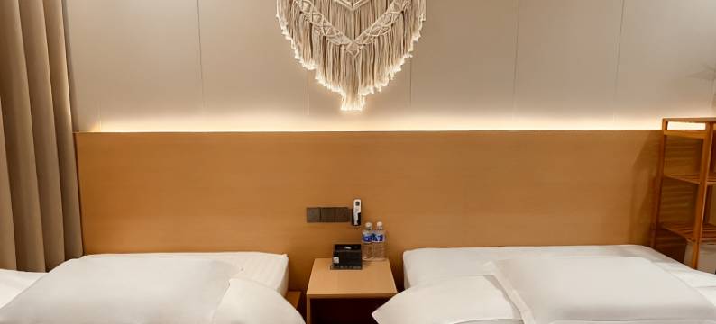 大美民宿(开封万岁山武侠城清明上河园店)图片