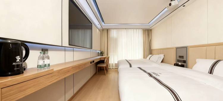 卡尔曼智能轻奢酒店(桂林两江四湖东西巷店)图片