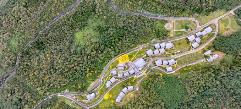 华蓥十里芳菲红岩美村图片