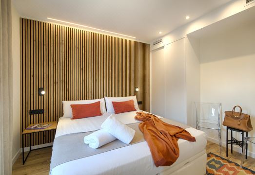 Eixample Building Apartments by Mercedes Heritage Hotel Overview