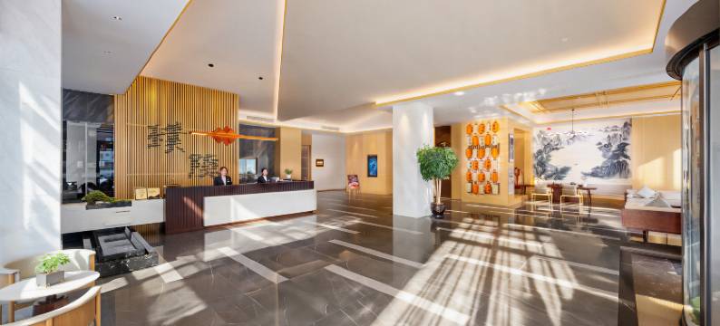 建国璞隐酒店(长春万象城人民广场地铁站店)图片