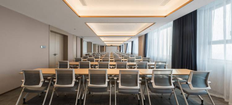 麗枫酒店(五家渠文化中心市政府店)图片