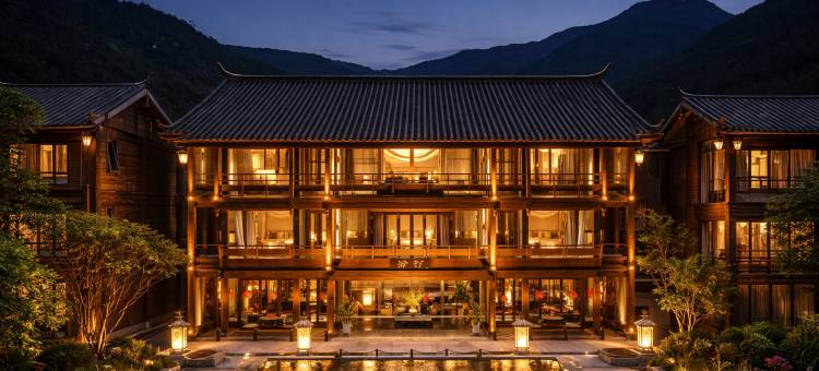汀渺｜全视野格姆女神湖景度假酒店(泸沽湖蒗放码头店)图片