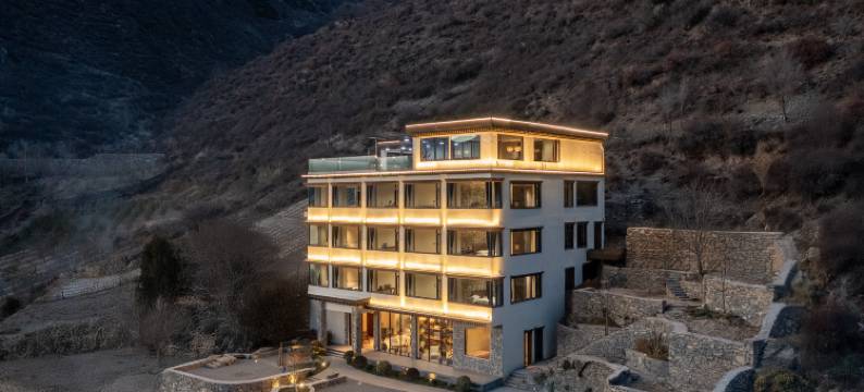 四姑娘山半隐•云栖山舍Villa·雪山全景美宿图片