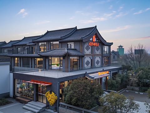 开封清明上河园龙亭湖院