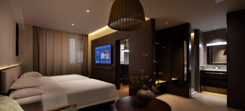 LEOUR HOTEL乐朵酒店图片